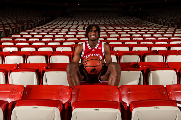 Indiana commit Mackenzie Mgbako pictured at Simon Skjodt Assembly Hall during visit.